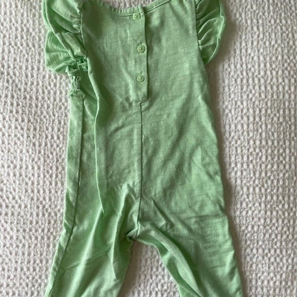 Fun Green Jumpsuit - Picture 2 of 4